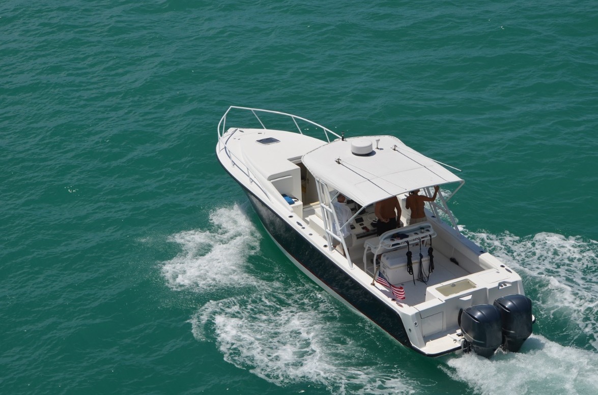 Read more about the article Essential Tips For Navigating Your Boat