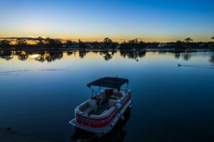 Read more about the article Great Ways To Use A Pontoon Boat